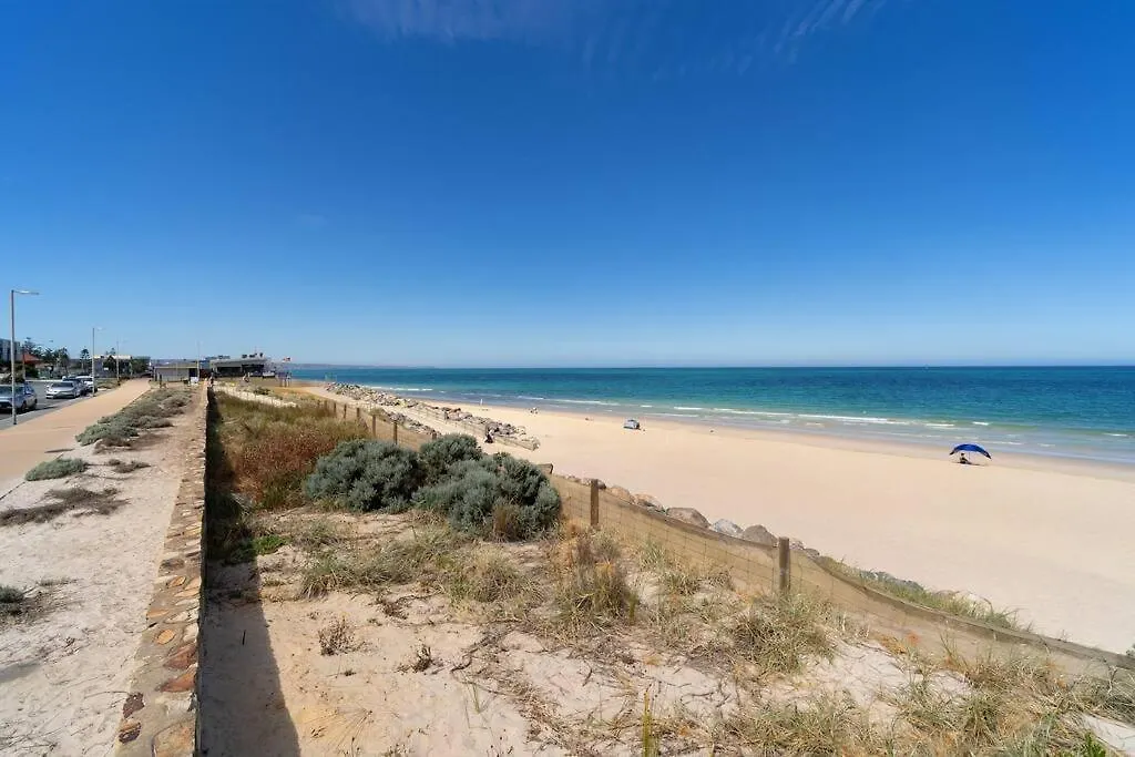 Holiday home Sunset Sands On Esplanade By Host Solutions West Beach